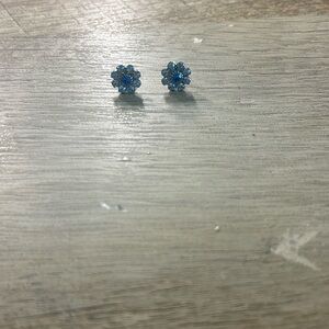 Pura Vida blue flower earrings